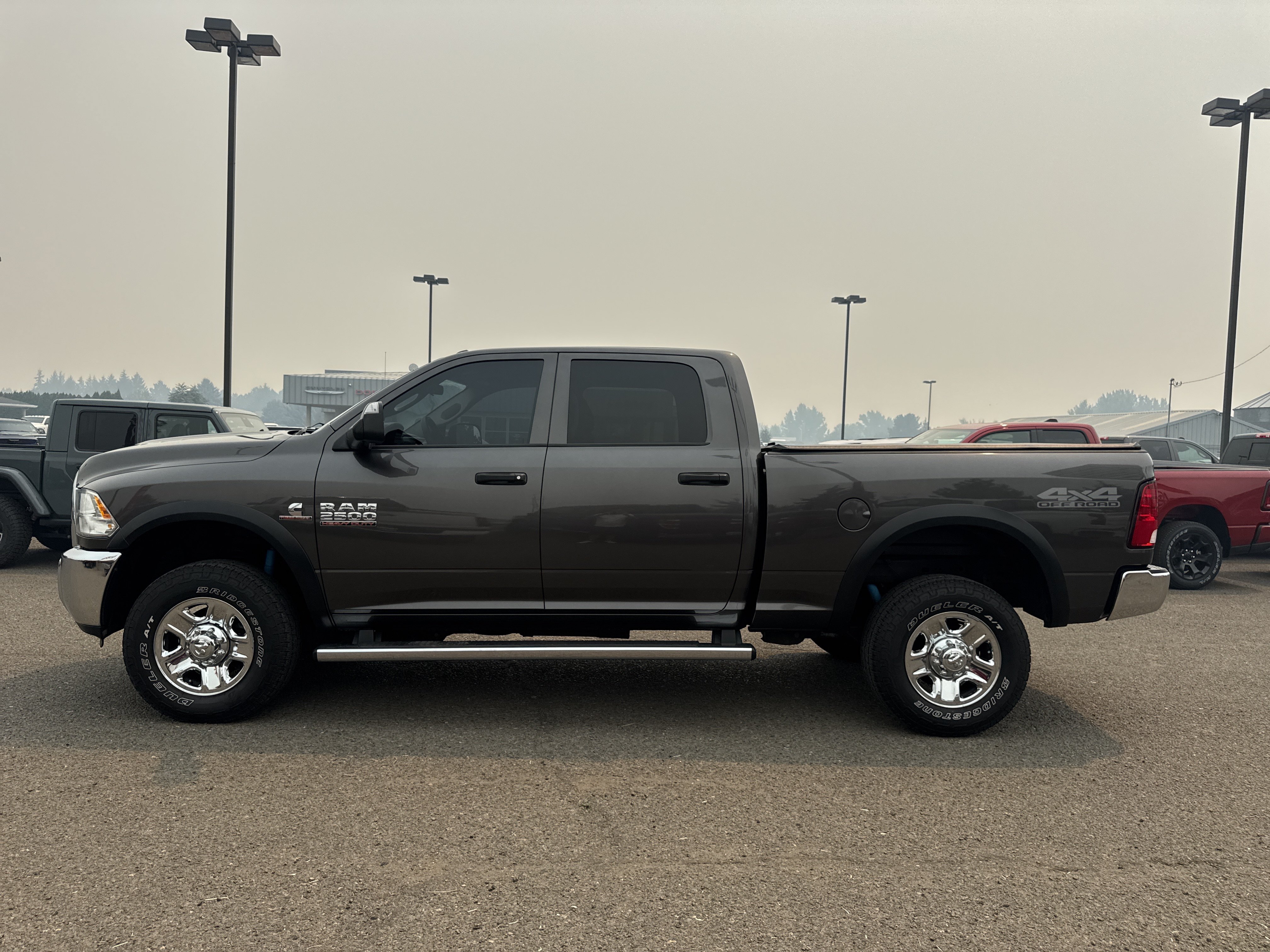 Used 2017 RAM 2500 Tradesman w/ Chrome Appearance Group AWD/4WD image 8