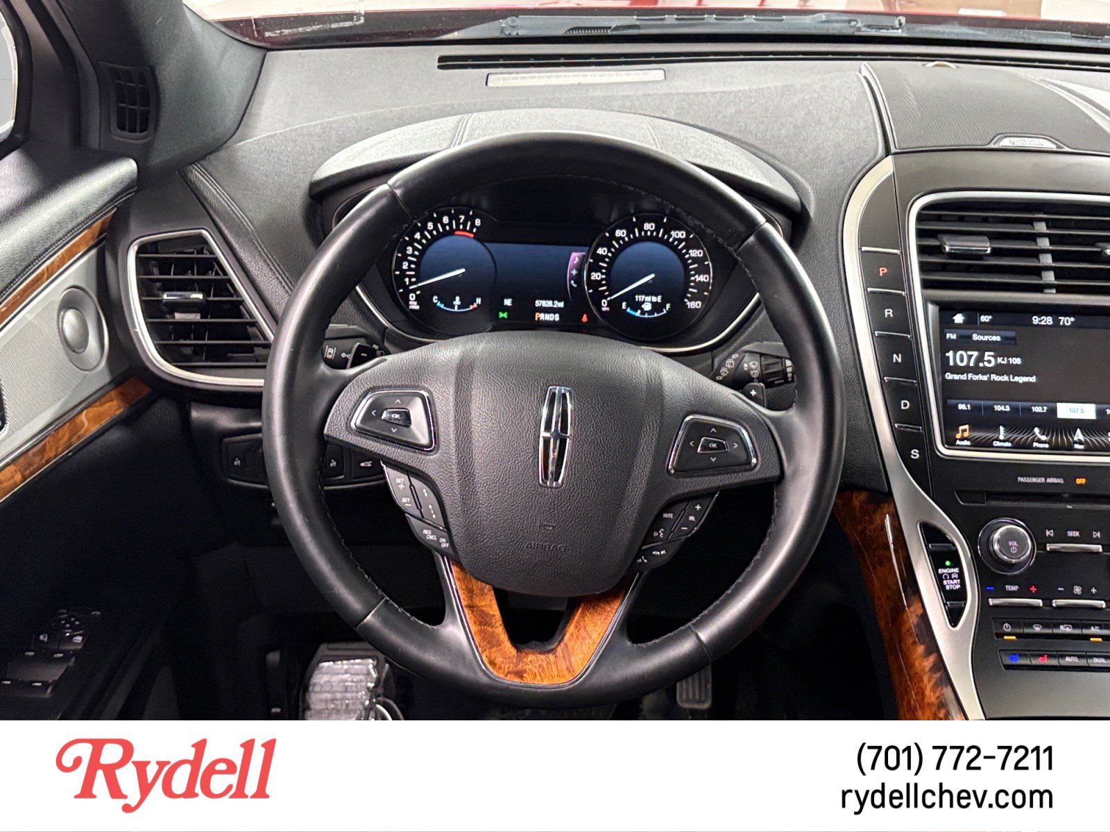 Used 2016 Lincoln MKX Reserve w/ Luxury Package AWD/4WD image 13