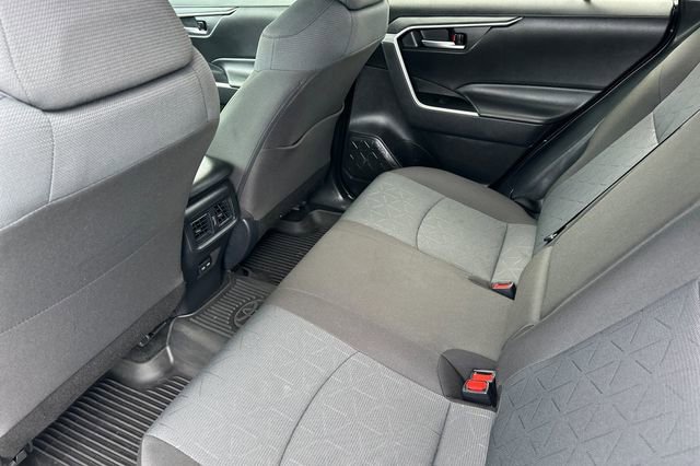Certified 2025 Toyota RAV4 XLE AWD/4WD image 16