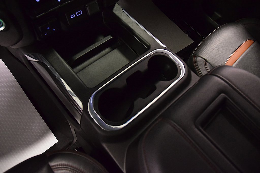 Used 2021 GMC Sierra 2500 AT4 image 25