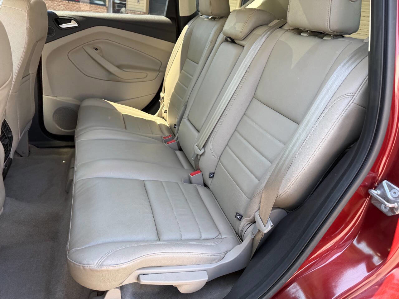 Used 2015 Ford Escape SE w/ Equipment Group 201A AWD/4WD image 24