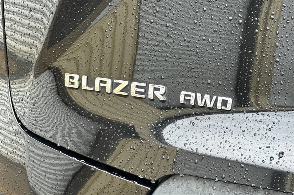 Used 2021 Chevrolet Blazer LT w/ Sound & Technology Package image 28