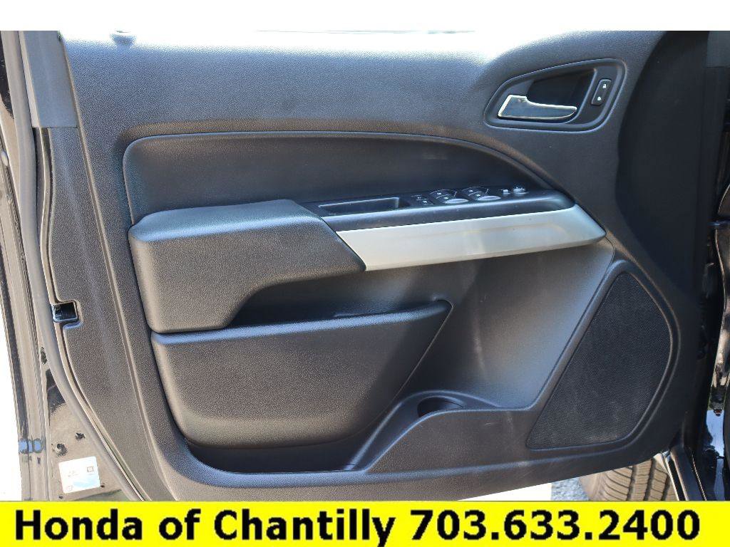 Used 2017 Chevrolet Colorado LT image 22
