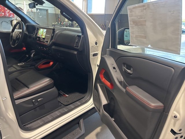 New 2026 Nissan Frontier PRO-4X image 13