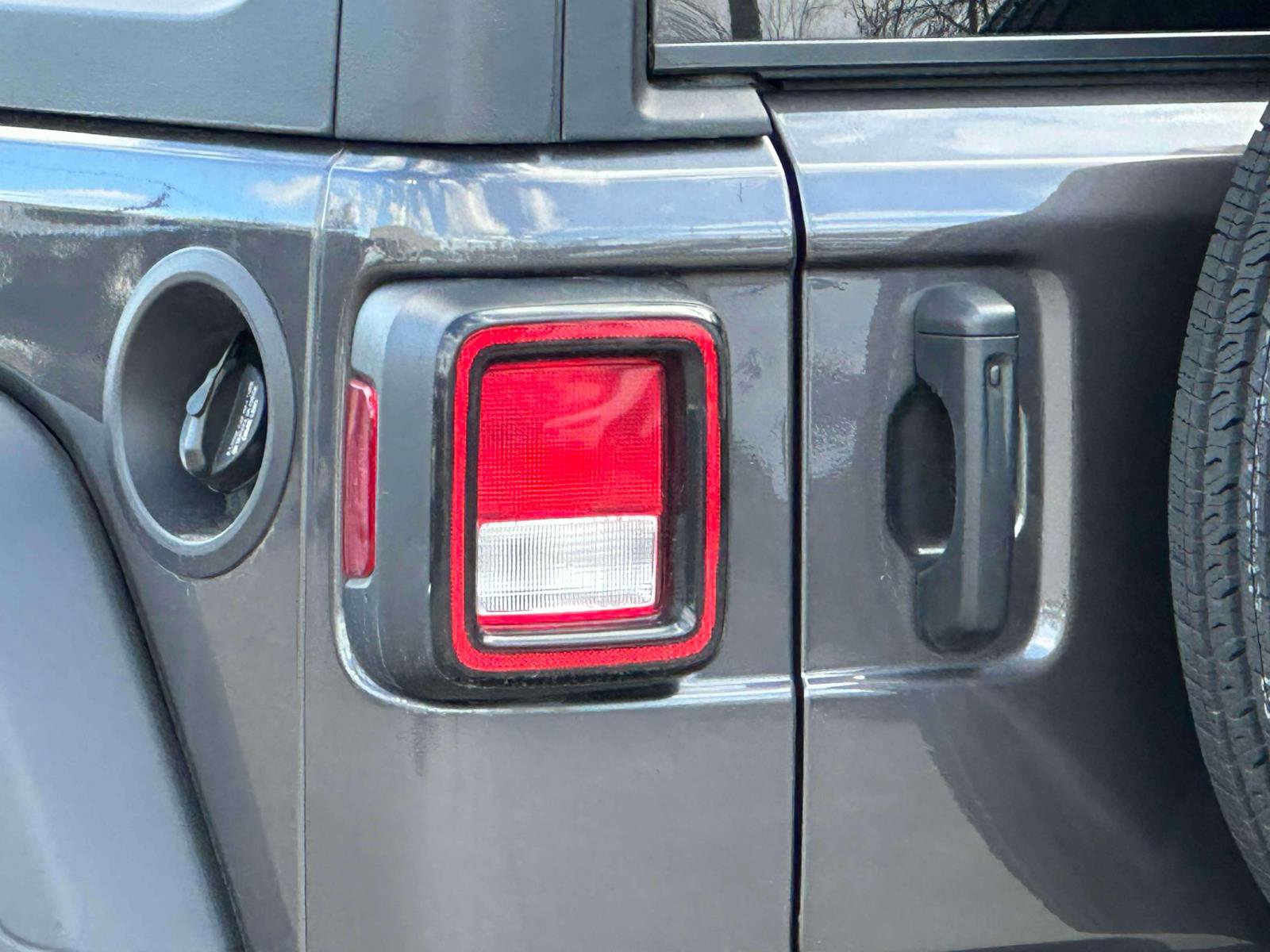 Used 2024 Jeep Wrangler Unlimited Sport image 8