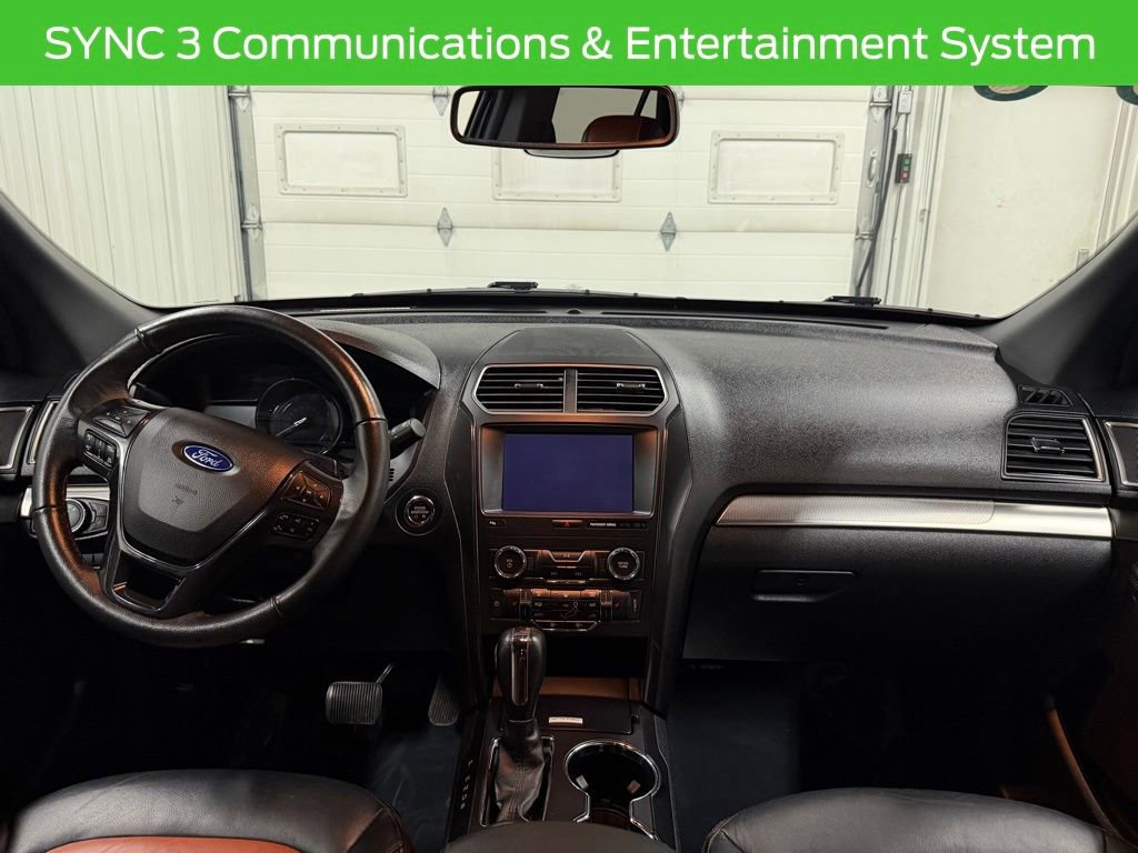 Used 2019 Ford Explorer XLT w/ Equipment Group 202A AWD/4WD image 24