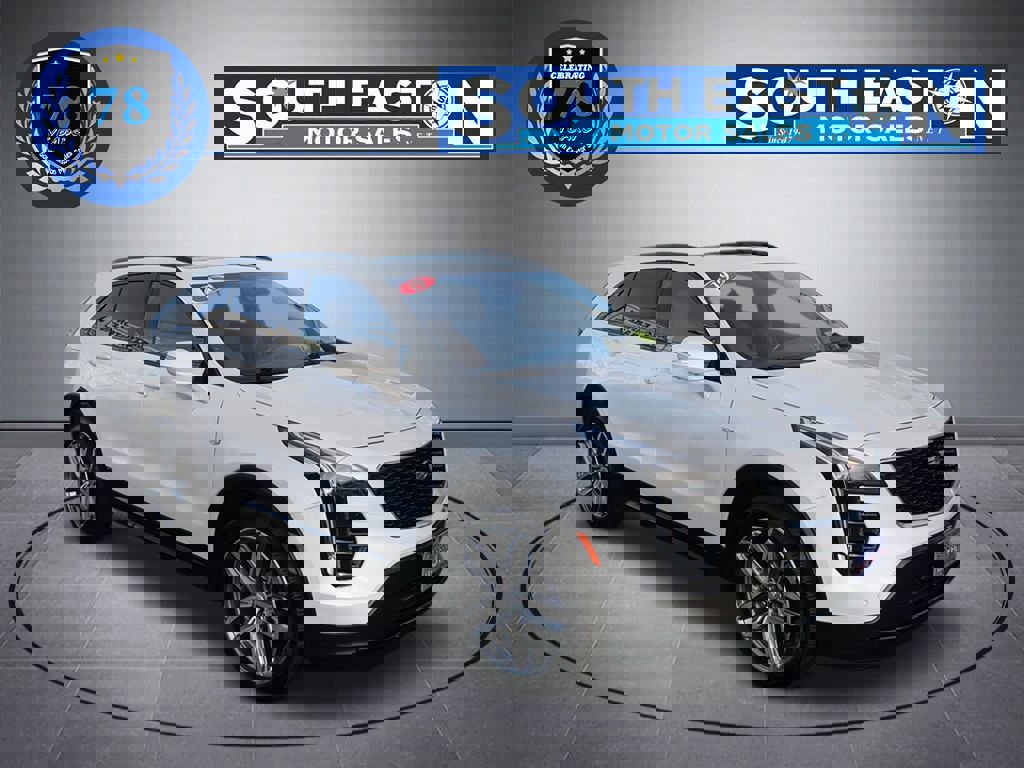 Used 2019 Cadillac XT4 Sport image 2