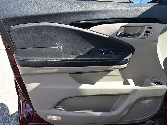 Used 2020 Honda Pilot Touring image 19