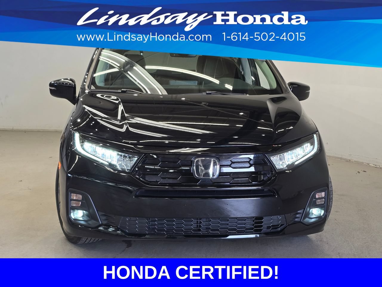 Used 2025 Honda Odyssey Touring image 2