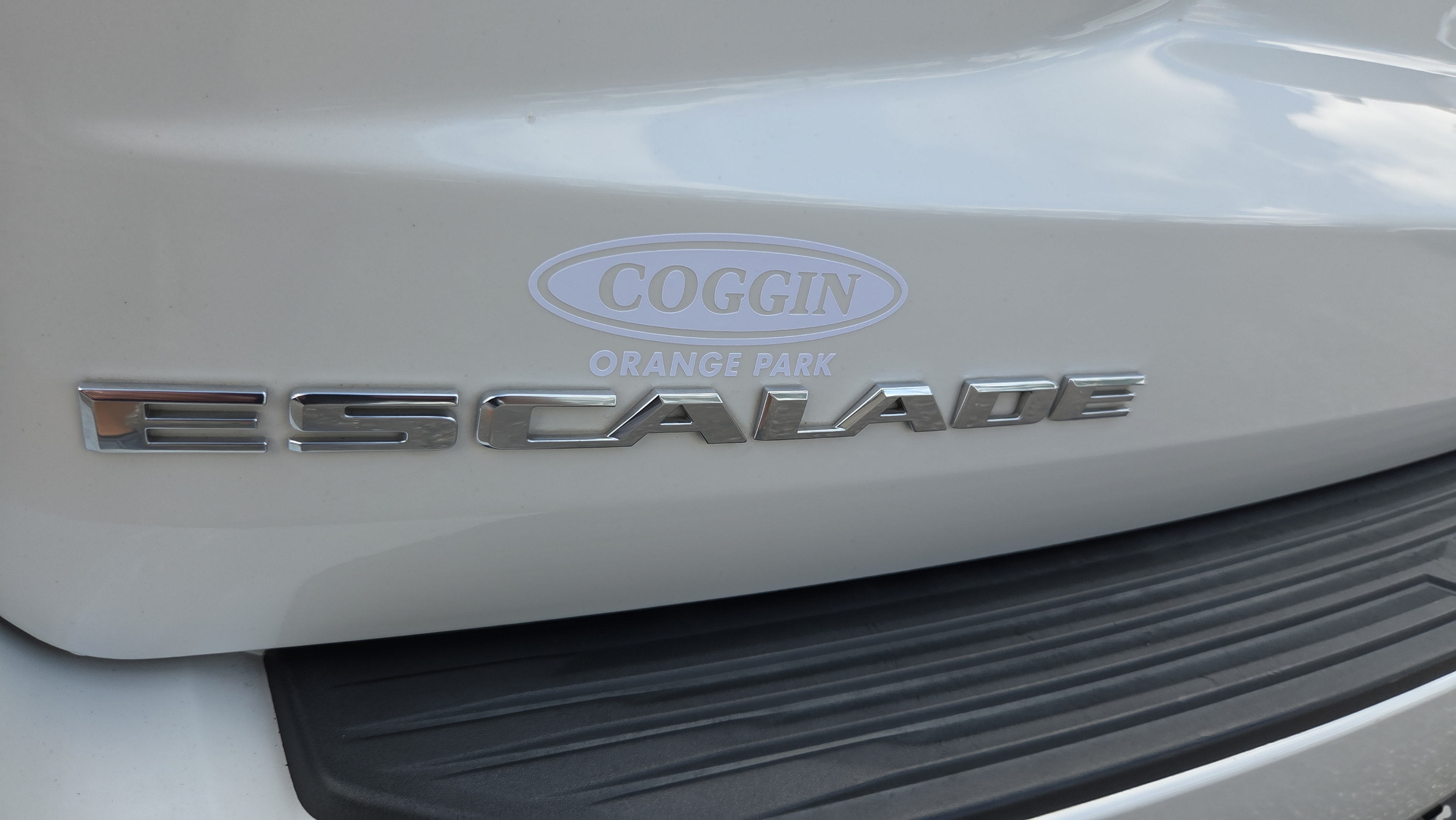 Used 2021 Cadillac Escalade ESV Sport Platinum w/ Heavy-Duty Trailer Package AWD/4WD image 35