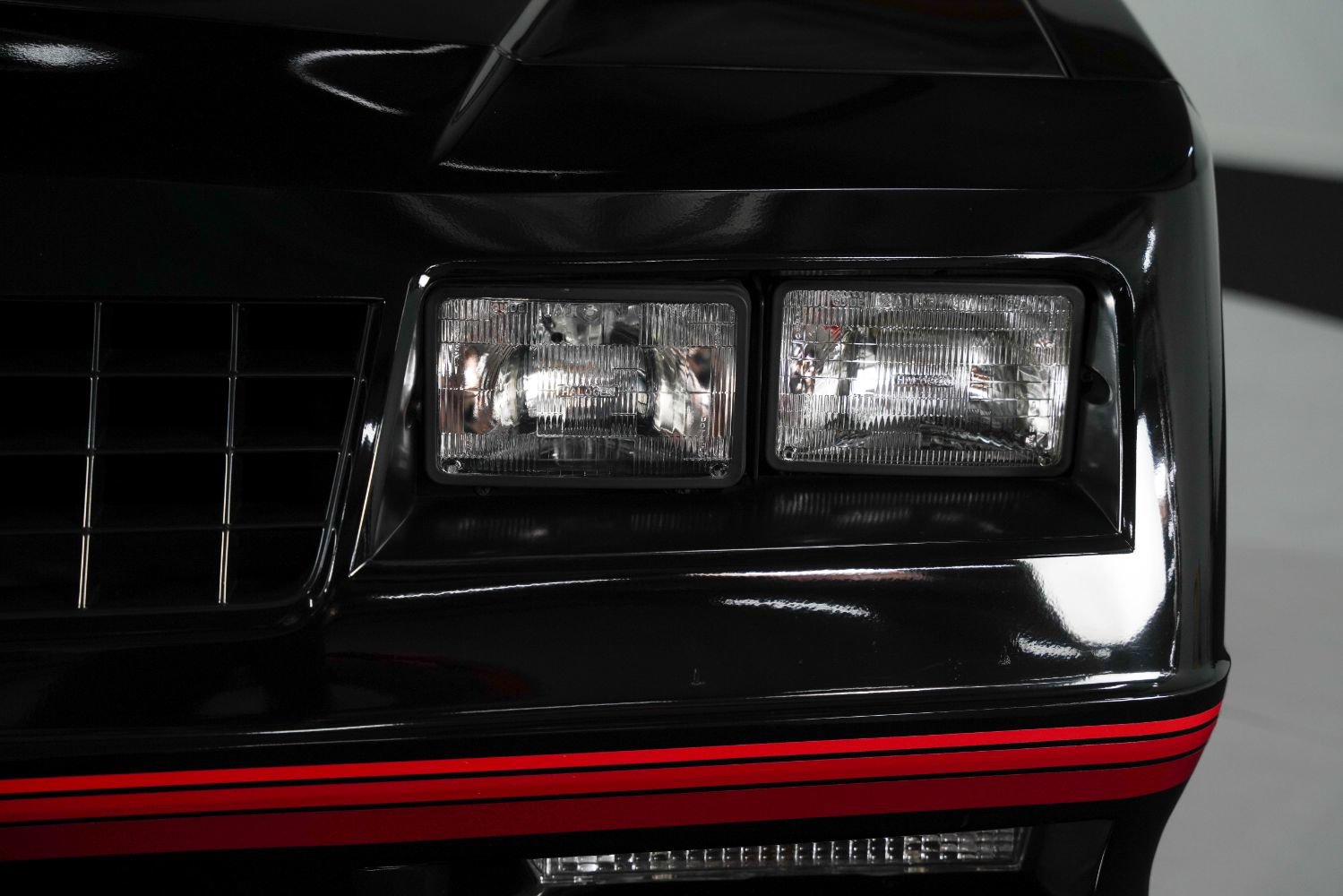 Used 1988 Chevrolet Monte Carlo SS RWD image 13