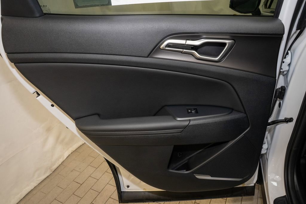 New 2026 Kia Sportage EX w/ EX Panorama Roof Package image 10