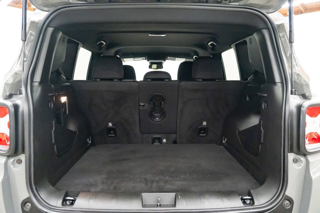 Used 2022 Jeep Renegade Altitude w/ Convenience Group image 8