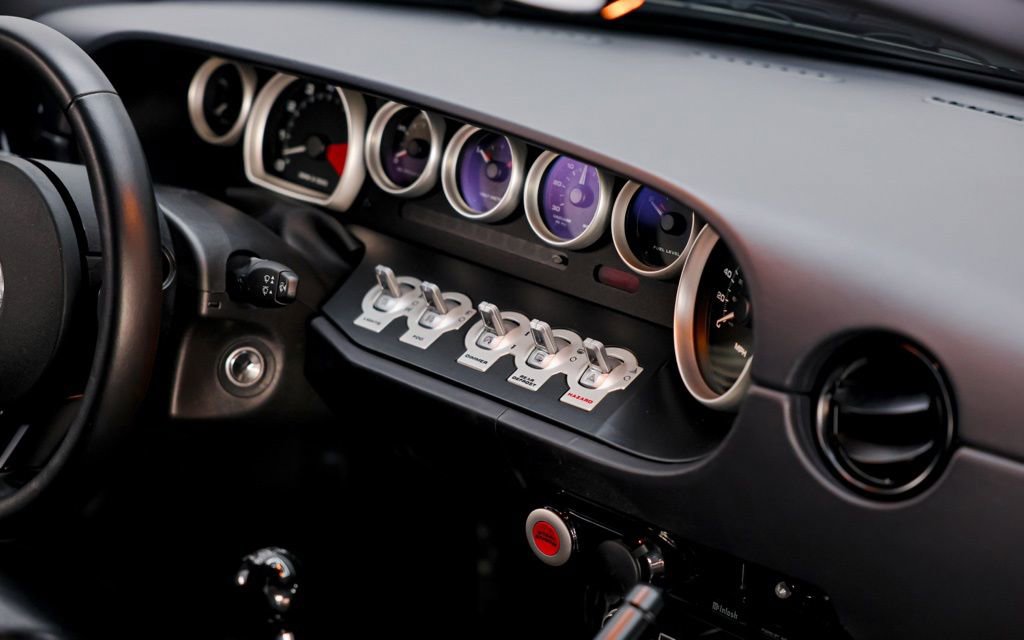 Used 2006 Ford GT image 12