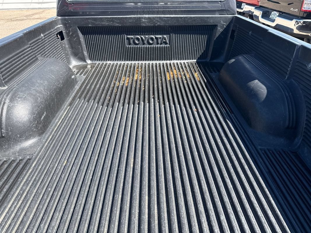 Used 1989 Toyota Pickup Deluxe AWD/4WD image 24