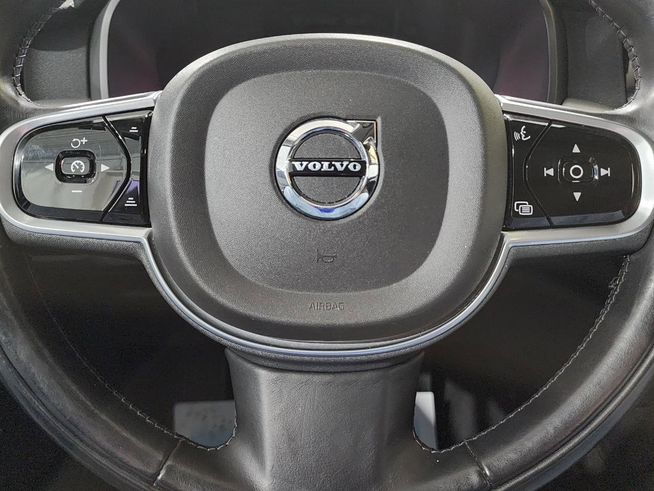 Used 2018 Volvo V90 T5 Cross Country w/ Convenience Package image 16