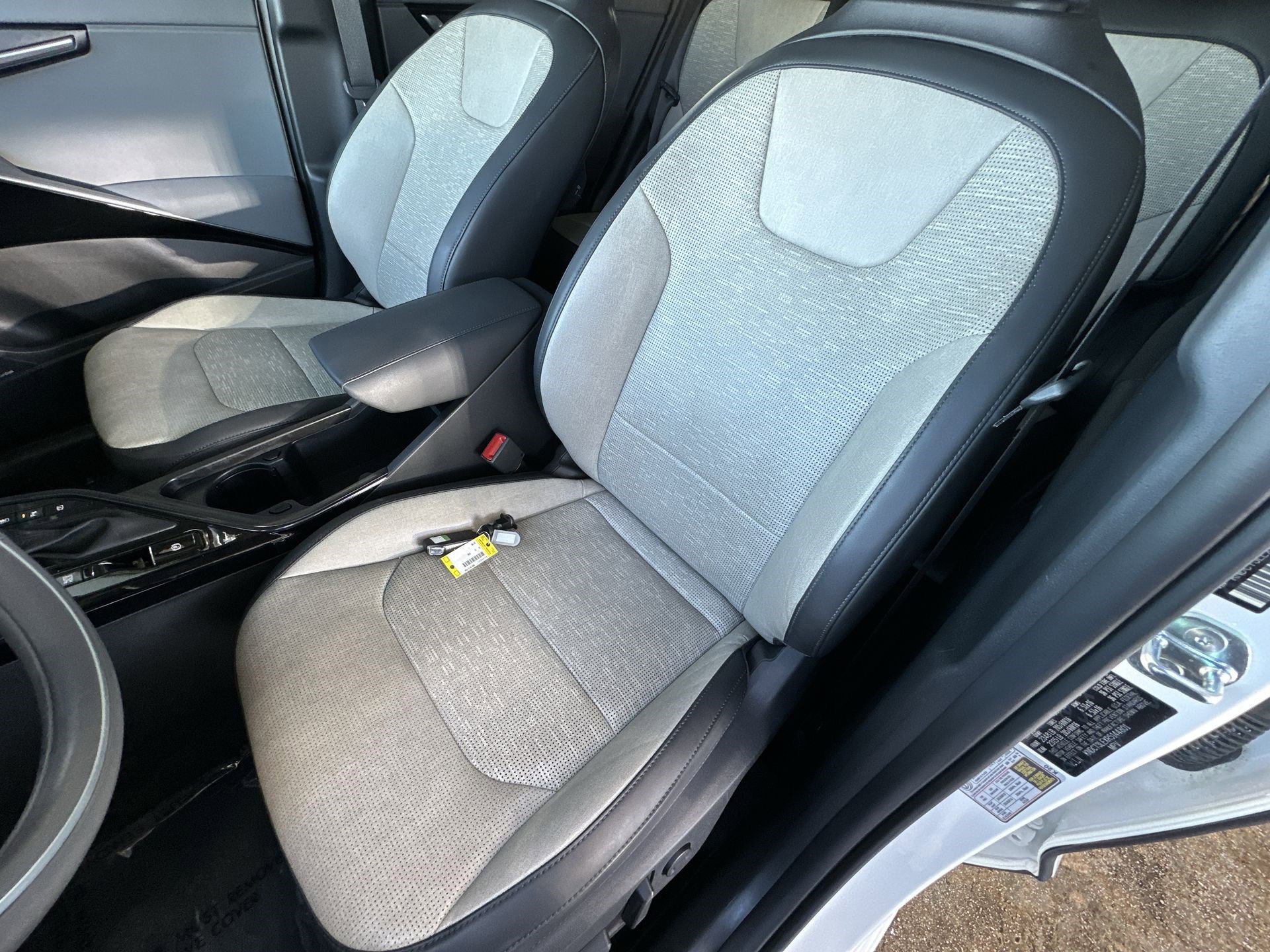 Certified 2024 Kia Niro SX image 13