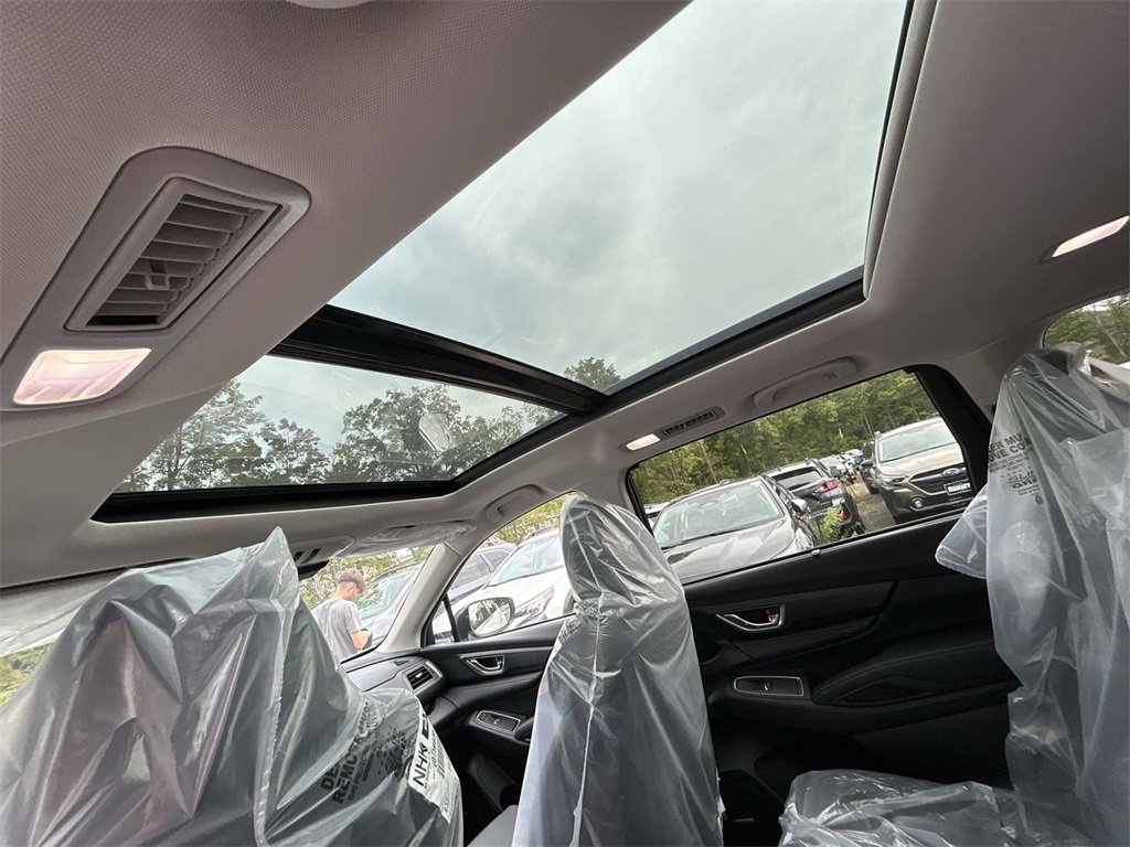 New 2025 Subaru Ascent Limited image 15
