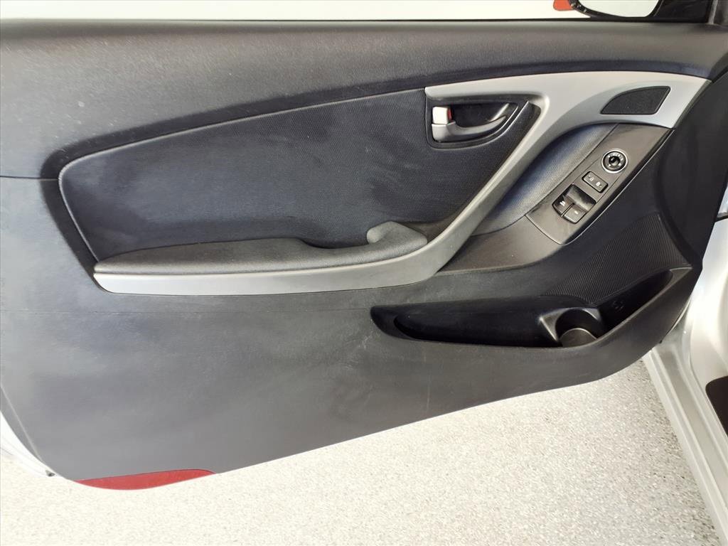 Used 2014 Hyundai Elantra w/ Option Group 2 image 14