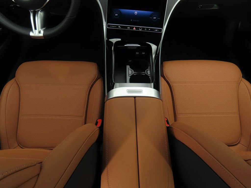 New 2025 Mercedes-Benz C 300 4MATIC Sedan image 17