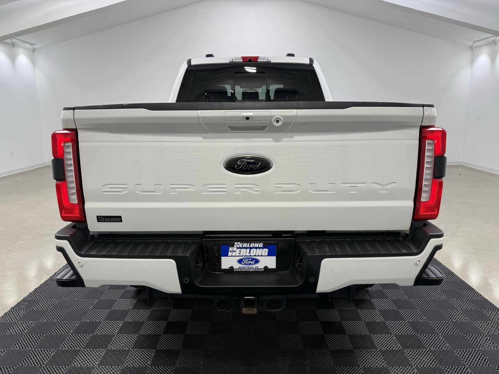 Used 2025 Ford F350 Lariat w/ Lariat Ultimate Package image 7