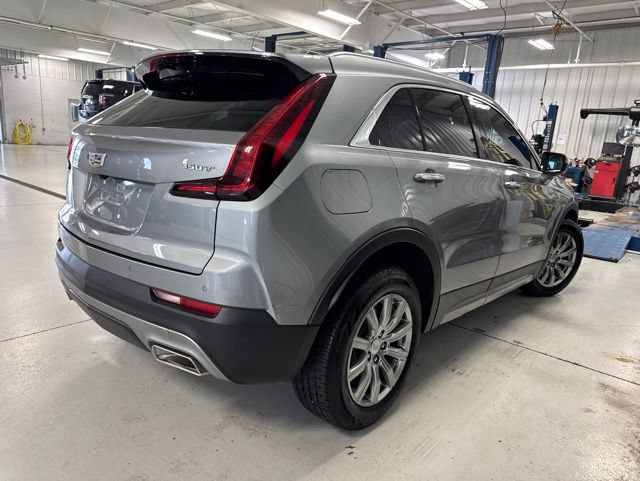 Used 2023 Cadillac XT4 Premium Luxury w/ Enhanced Visibility Package FWD image 17