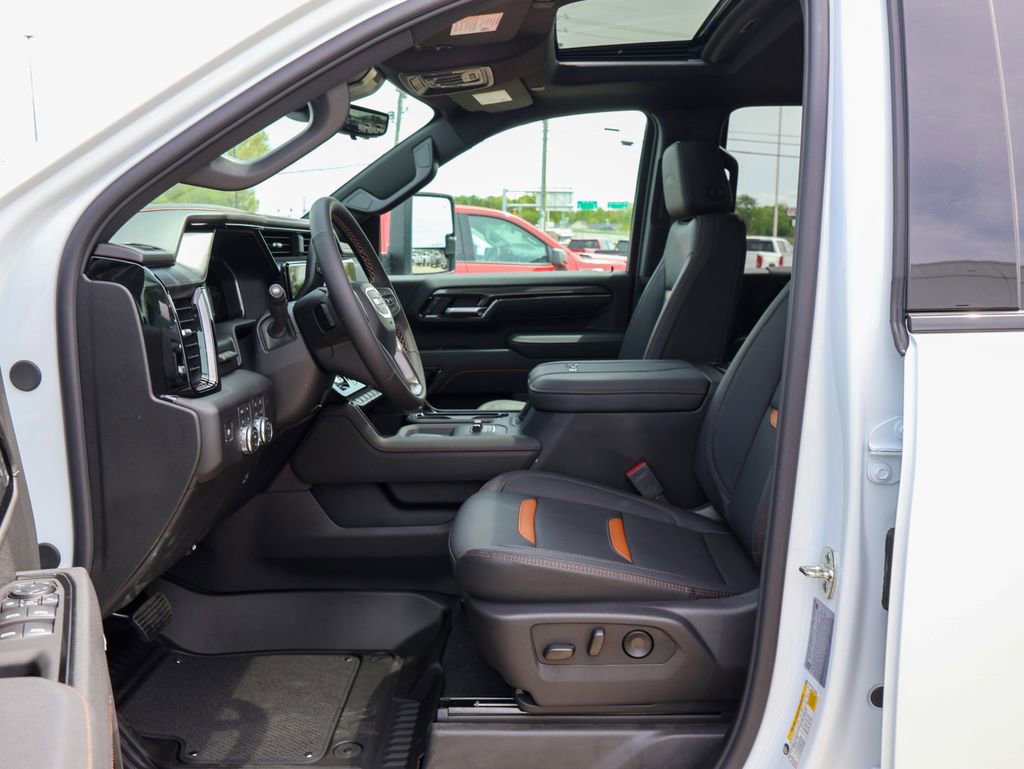 New 2026 GMC Sierra 2500 AT4 w/ AT4 Premium Plus Package AWD/4WD image 7