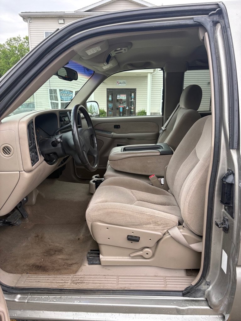 Used 2003 Chevrolet Silverado 1500 LS w/ Off-Road Package AWD/4WD image 9