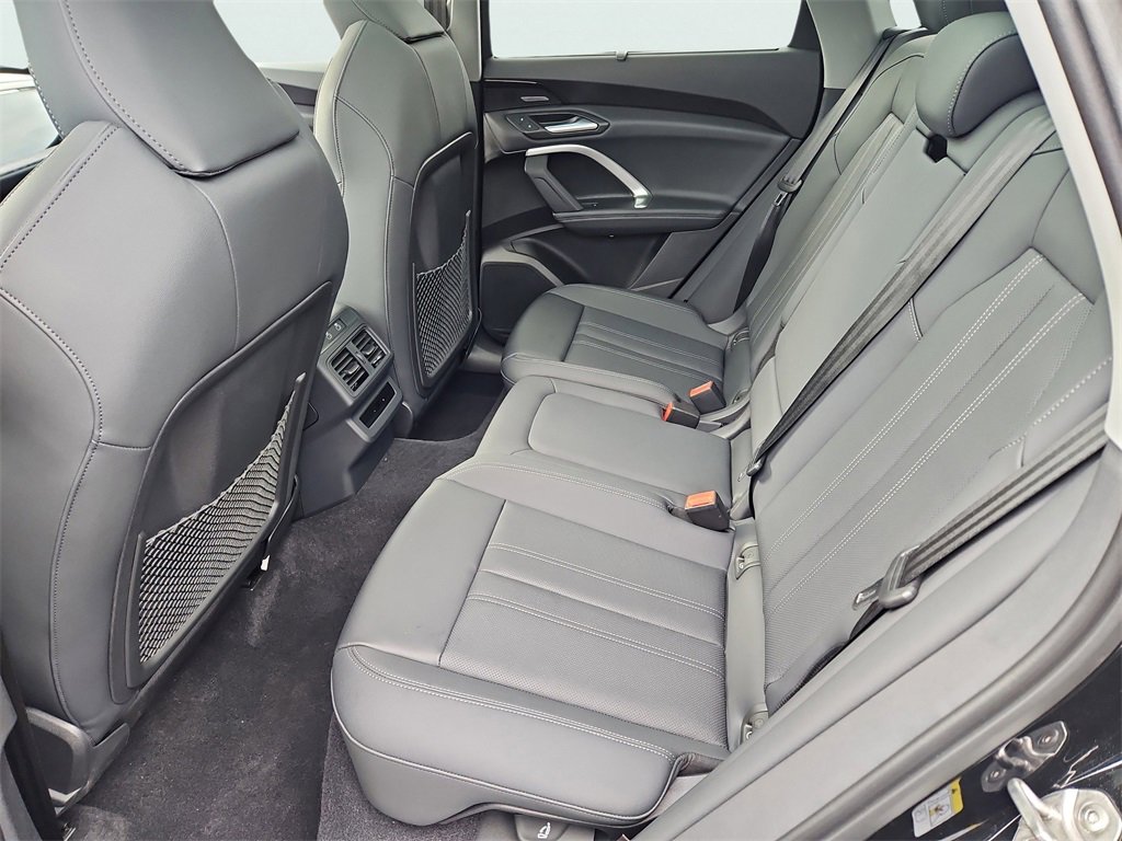 New 2025 Audi Q5 Premium Plus image 22