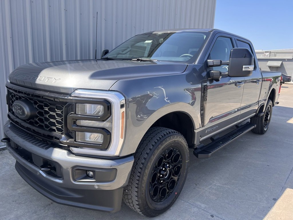 New 2026 Ford F250 Lariat image 1