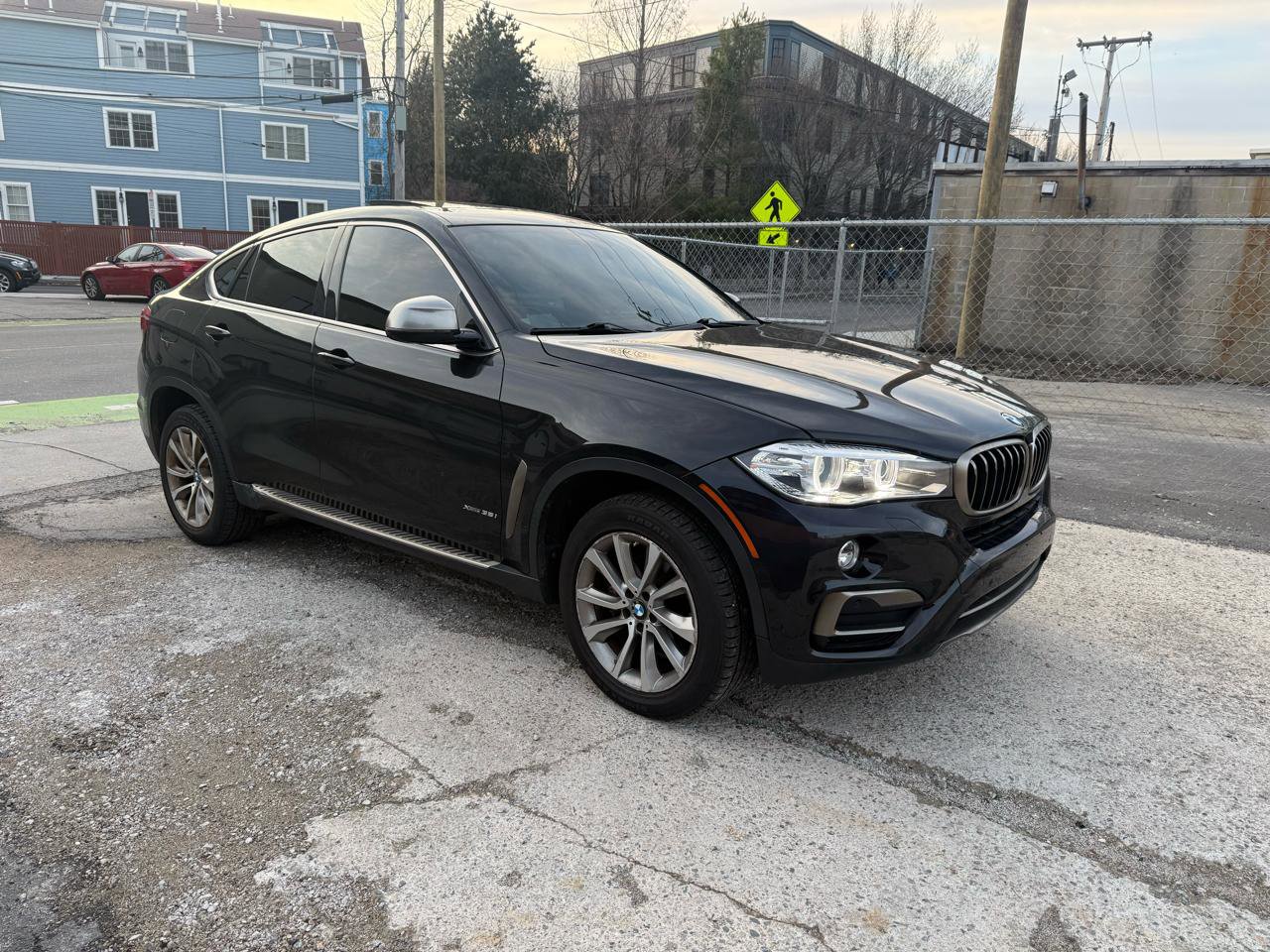 Used 2017 BMW X6 xDrive35i image 2