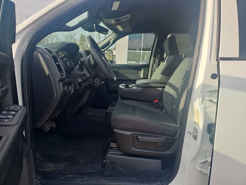 New 2026 RAM 3500 Tradesman image 10