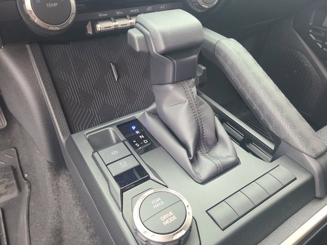 Used 2025 Toyota 4Runner SR5 image 26