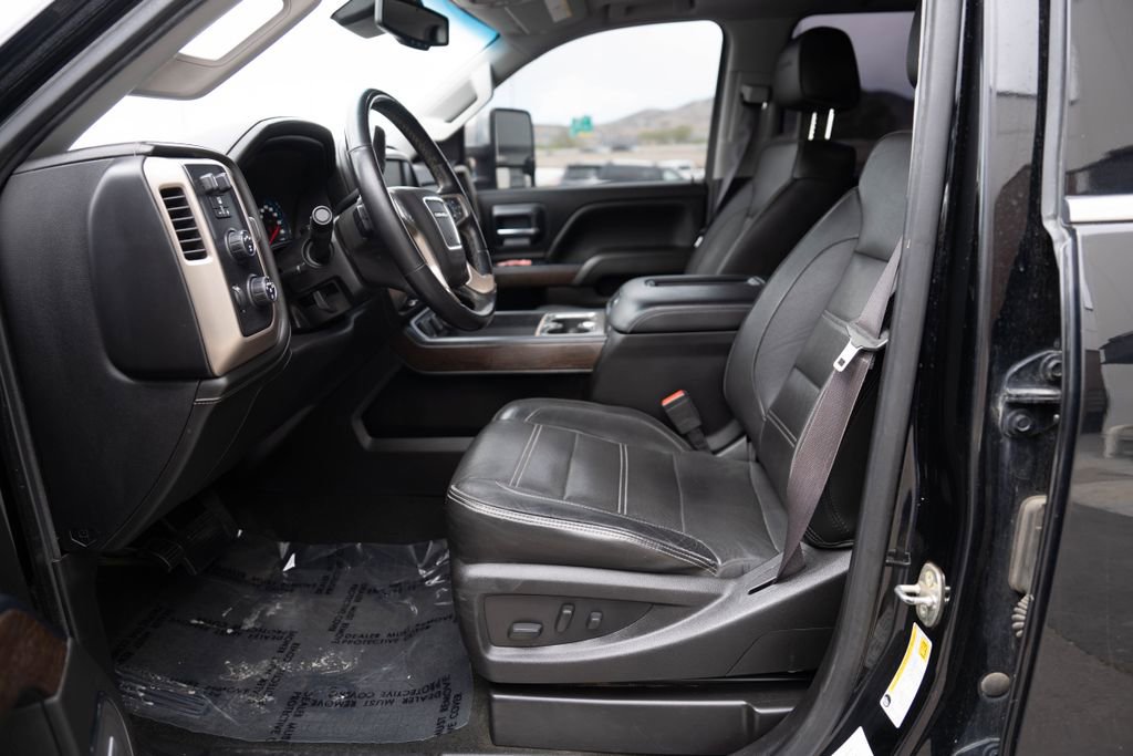 Used 2017 GMC Sierra 3500 Denali AWD/4WD image 18