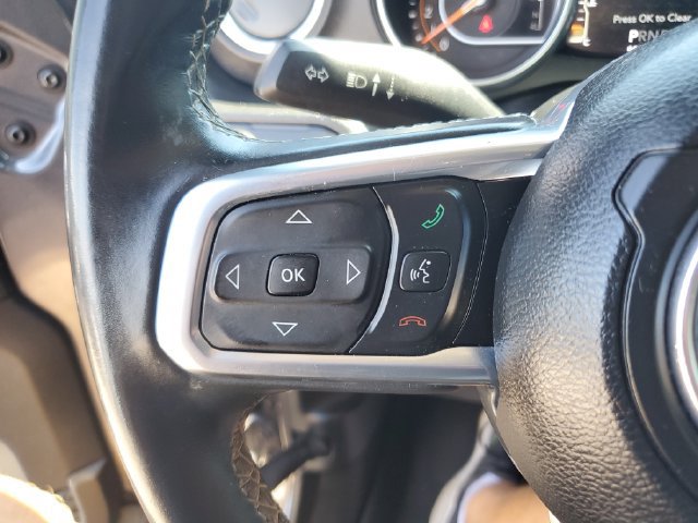 Used 2018 Jeep Wrangler Unlimited Sahara w/ Safety Group AWD/4WD image 12