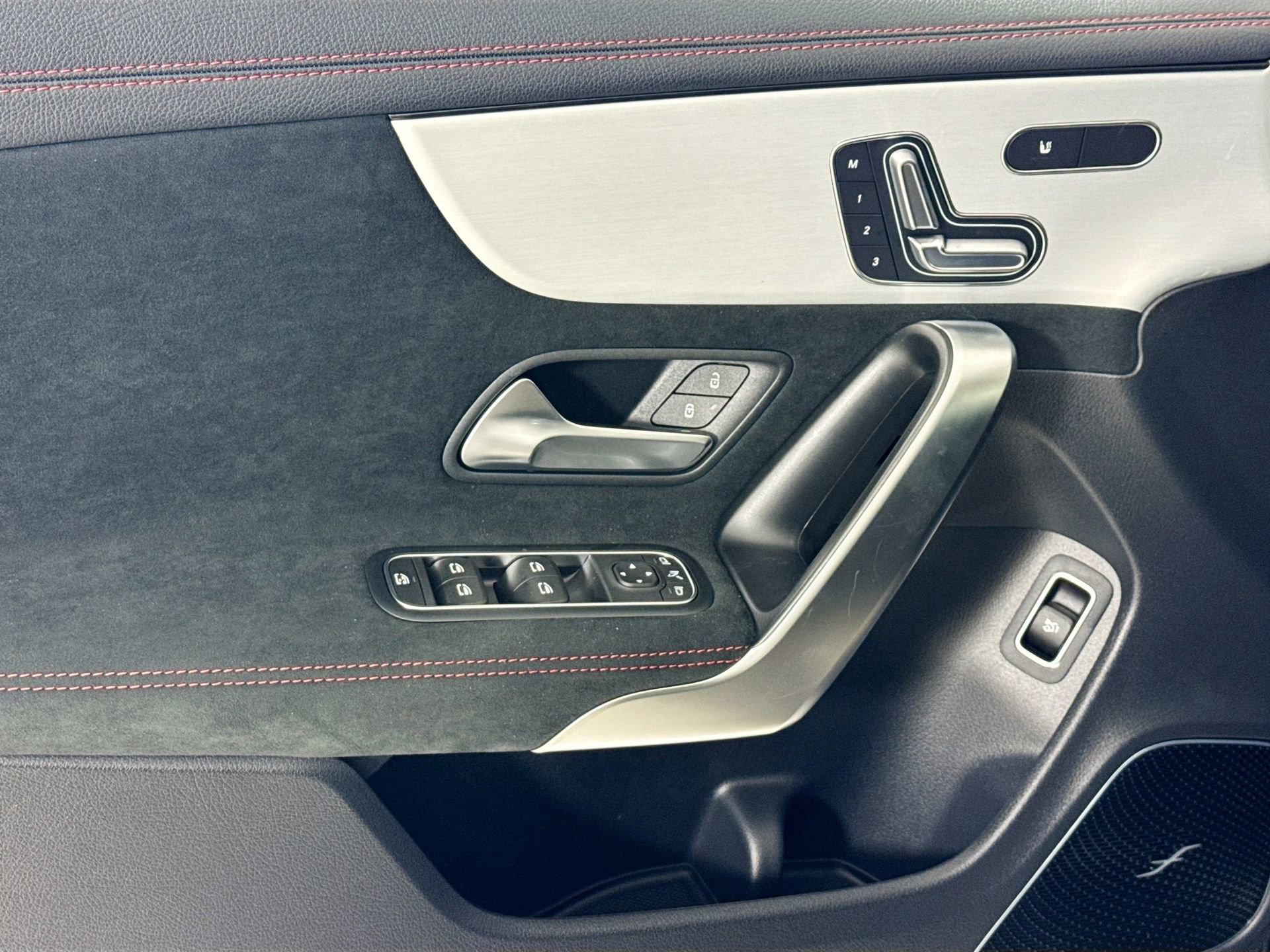 New 2026 Mercedes-Benz CLA 250 4MATIC image 18