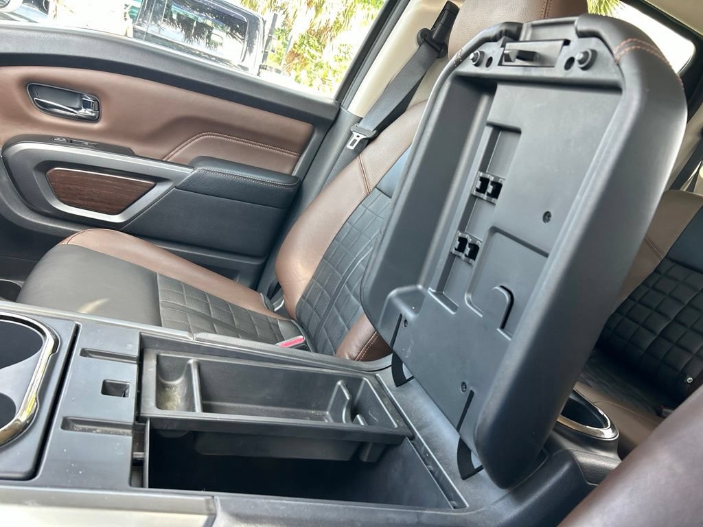 Used 2017 Nissan Titan Platinum Reserve RWD image 35