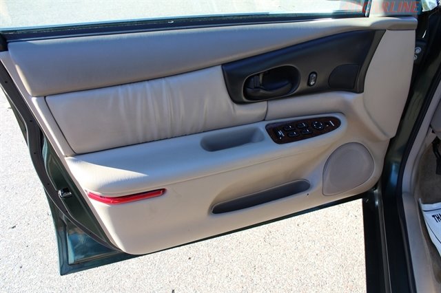 Used 2003 Buick Regal LS w/ LS Luxury Plus Package image 7