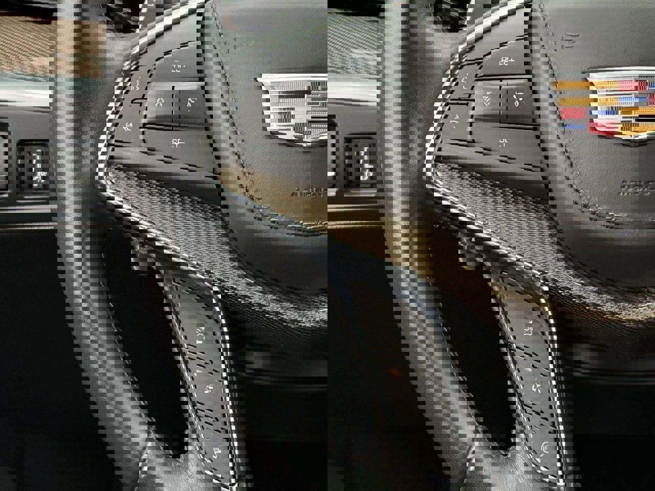 Used 2024 Cadillac XT5 Sportv w/ Platinum Package AWD/4WD image 13