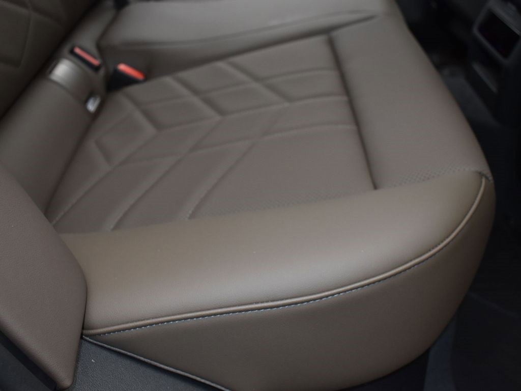 New 2026 BMW 530i w/ Premium Package image 22