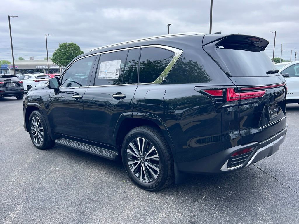 New 2026 Lexus LX 600 4WD w/ Premium Package image 4