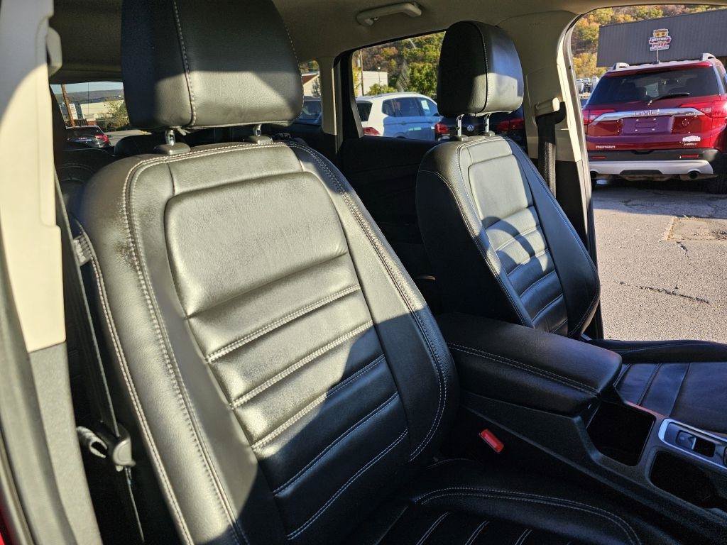Used 2017 Ford Escape Titanium AWD/4WD image 53
