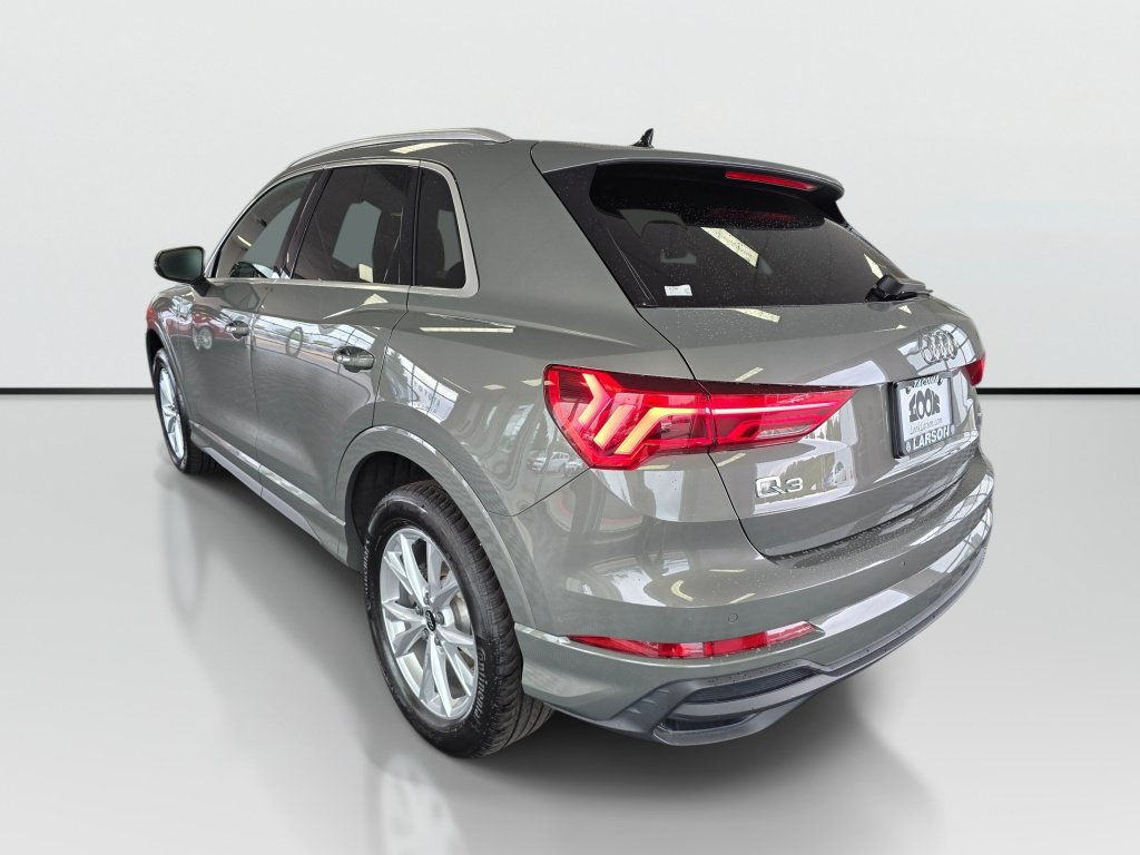 Used 2025 Audi Q3 2.0T Premium AWD/4WD image 3