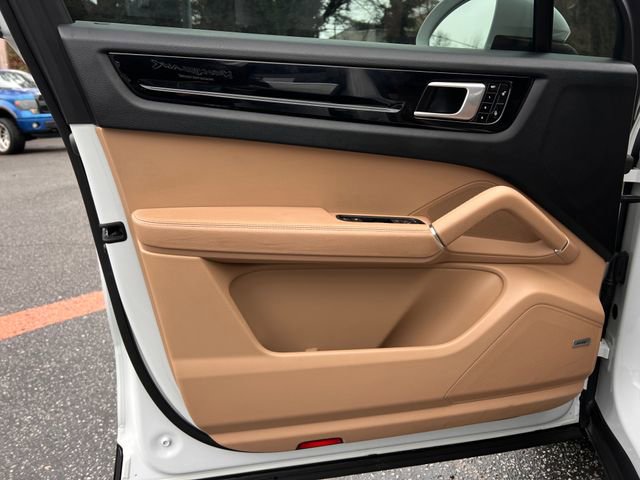 Used 2019 Porsche Cayenne image 10