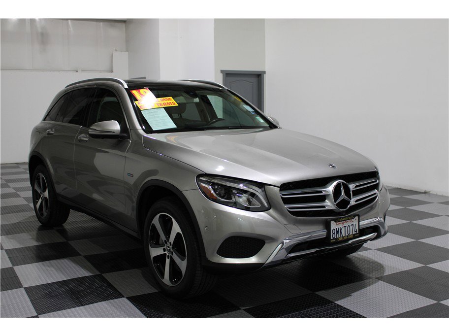 Used 2019 Mercedes-Benz GLC 350e 4MATIC image 3