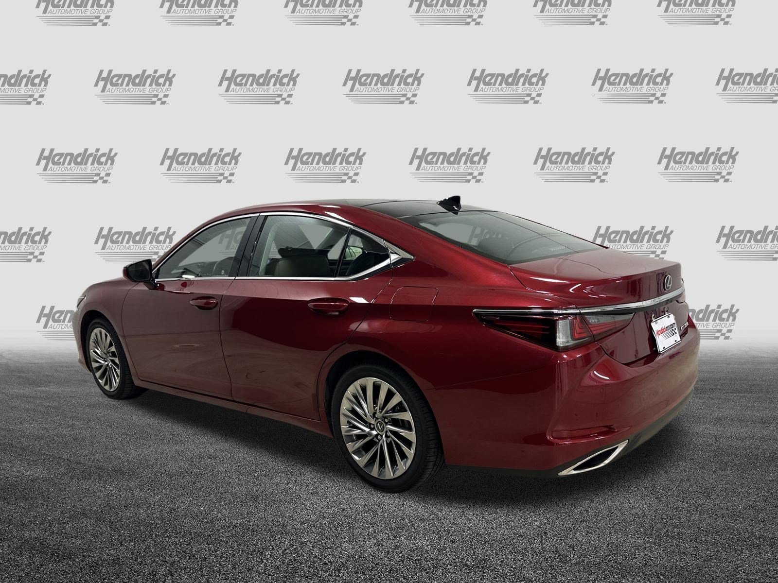 Used 2020 Lexus ES 350 Luxury w/ Accessory Package FWD image 8