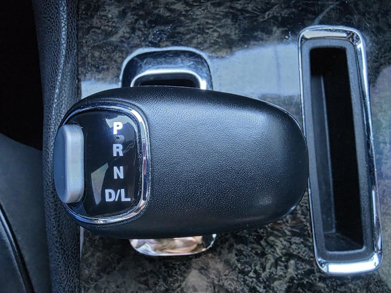Used 2014 Chrysler 300 C AWD/4WD image 24