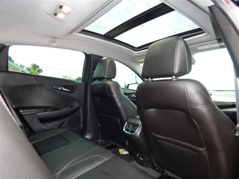 Used 2016 Chevrolet Malibu LT w/ Leather Package FWD image 20