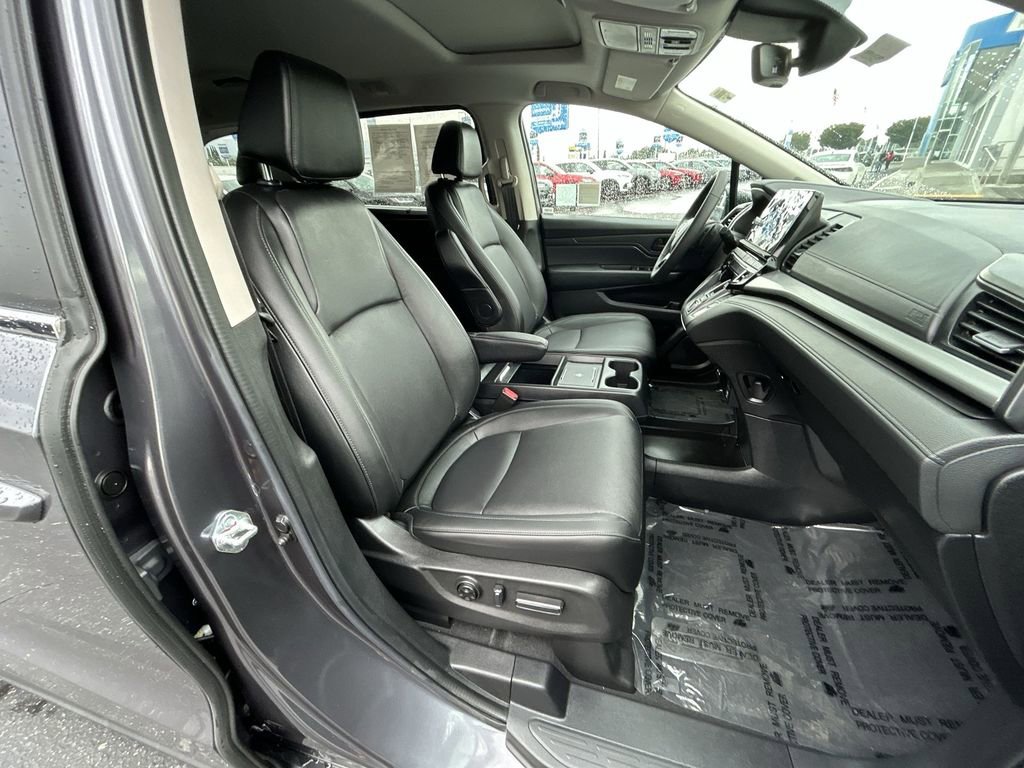 Certified 2025 Honda Odyssey EX-L image 26