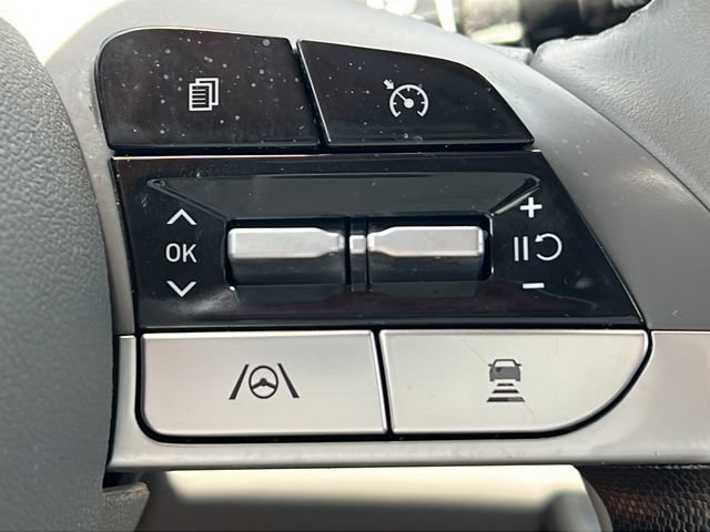 Certified 2023 Hyundai Elantra SEL w/ Convenience Package FWD image 30